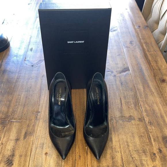 AUTHENTIC YSL OPYUM PUMPS - Picture 2 of 9